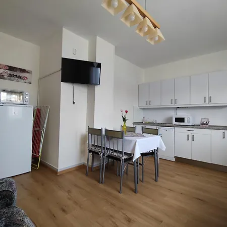 Havasi Vendeghaz Appartement *