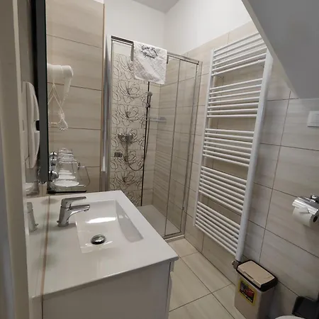 Havasi Vendeghaz Apartment *