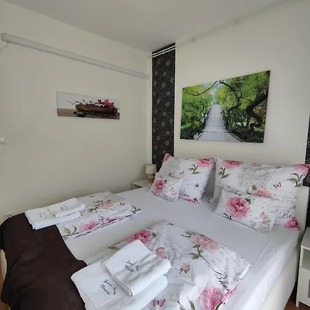 Appartement Havasi Vendeghaz Gyenesdiás