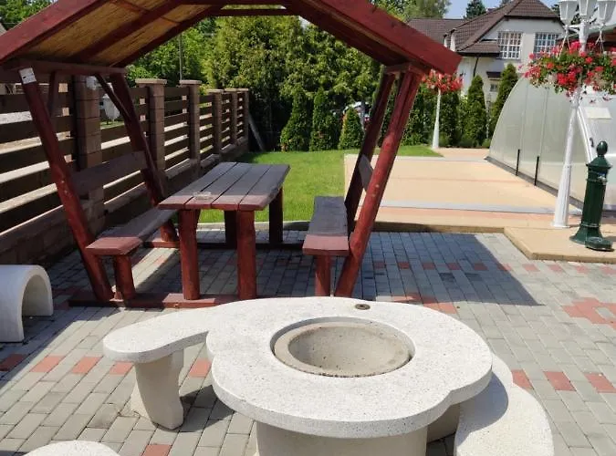 Havasi Vendeghaz * גיינסדיאס