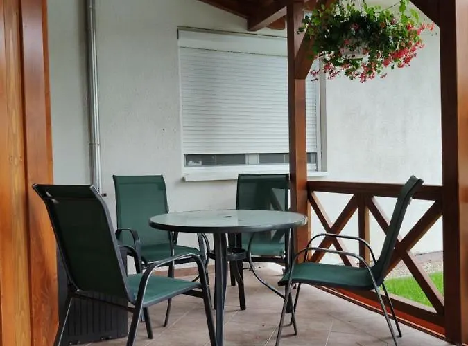 Havasi Vendeghaz * גיינסדיאס